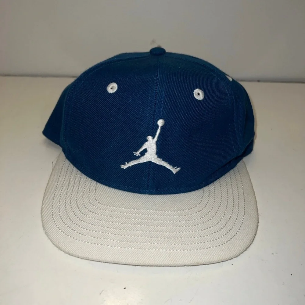 Air Jordan Blue White Unisex youth Adjustable Snapback Ball Cap Jordan T…